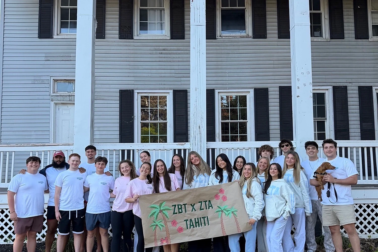 Zeta Tau Alpha team at ZBT Tahiti